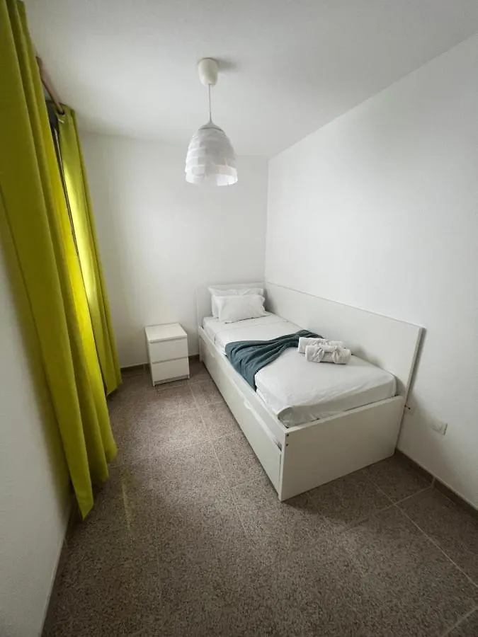 Edificio Playa Chica Apartment El Medano  Spain