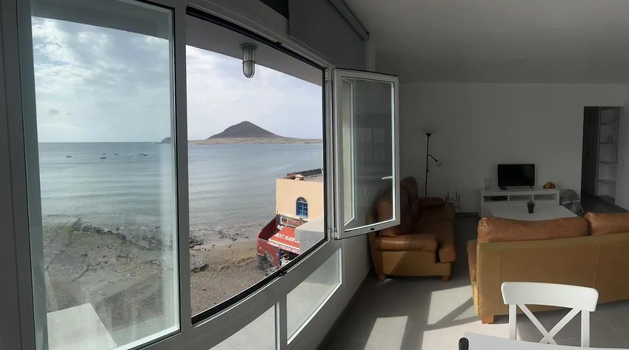 Edificio Playa Chica Apartment El Medano  0*, El Medano (Tenerife) Spain